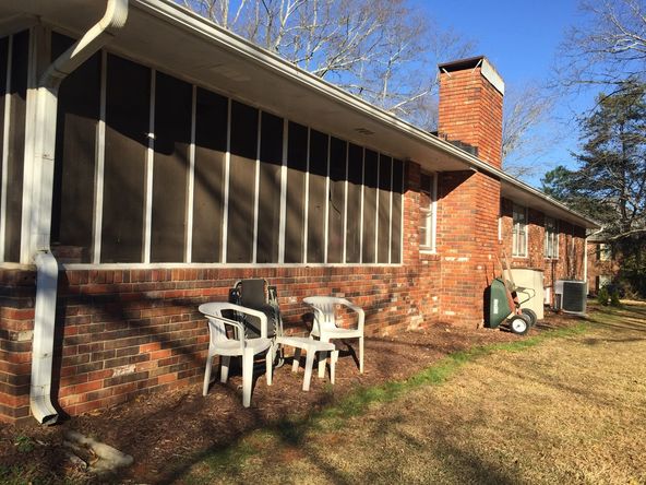 Retail Office - 4,250 SQ.FT Roswell GA: 10901 Crabapple Rd, Roswell, GA 30075